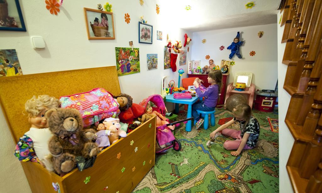 Penzion Safran Zdiar Bagian luar foto